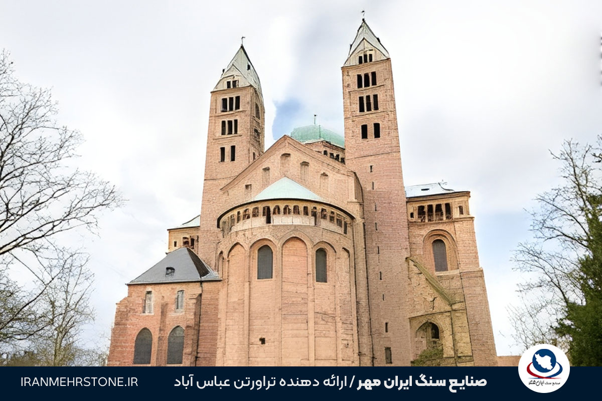 معماری رومانسک